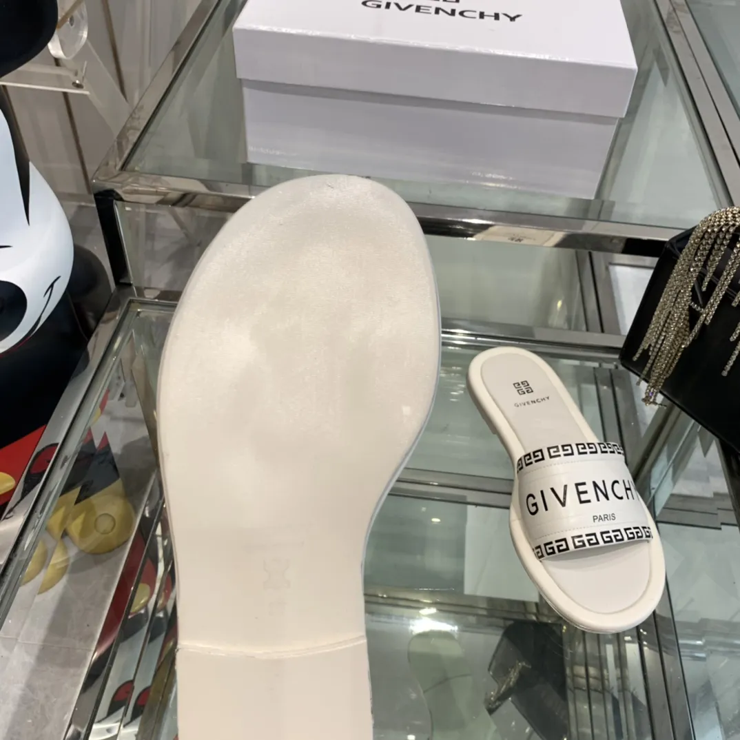 GIVENCHY 2024ss新作フラットサンダルホワイト - 画像 (10)