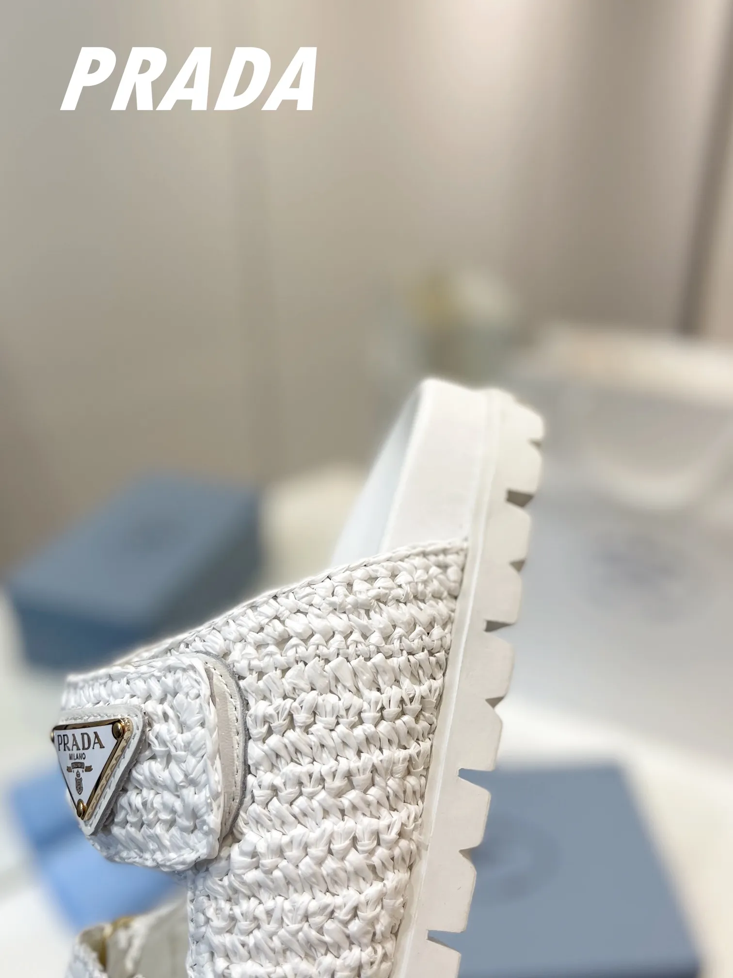プラダ新作わら編みフラットサンダル白 - 画像 (9)