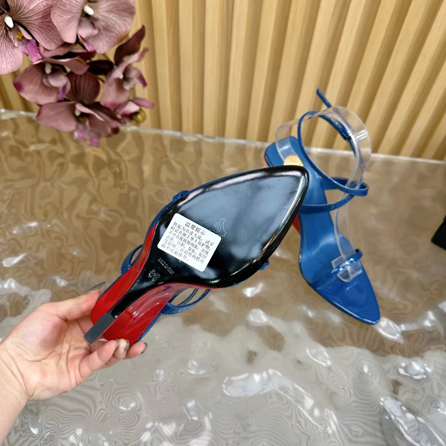 Saint Laurent 新作ブルーサンダルスティレットヒール - 画像 (10)