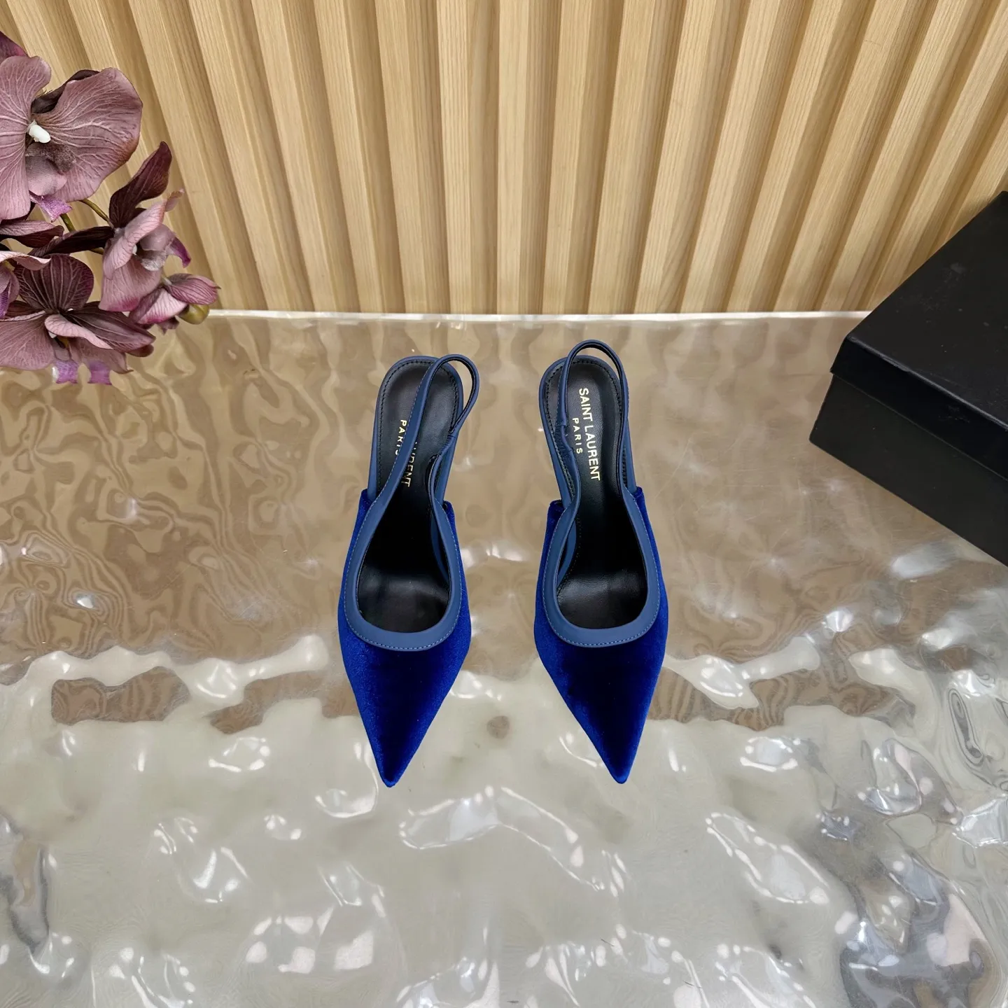 SAINT LAURENT 新作ブルースティレットヒールサンダル - 画像 (5)