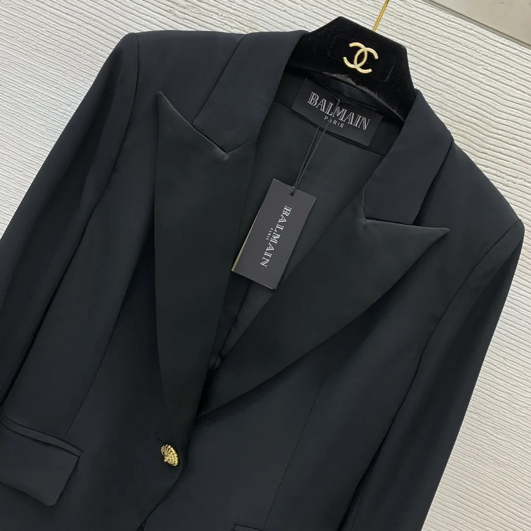 Balmain新作黒スプライシングスリミング短コート - 画像 (3)