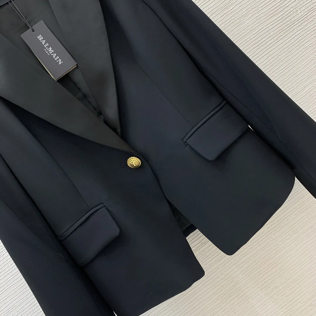 Balmain新作黒スプライシングスリミング短コート - 画像 (4)