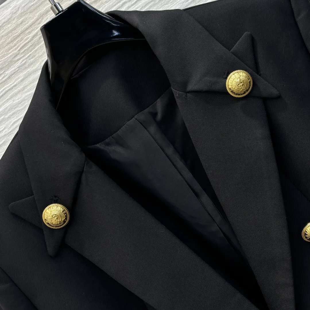 Balmain黒新作ダブルブレストスリムコート - 画像 (5)