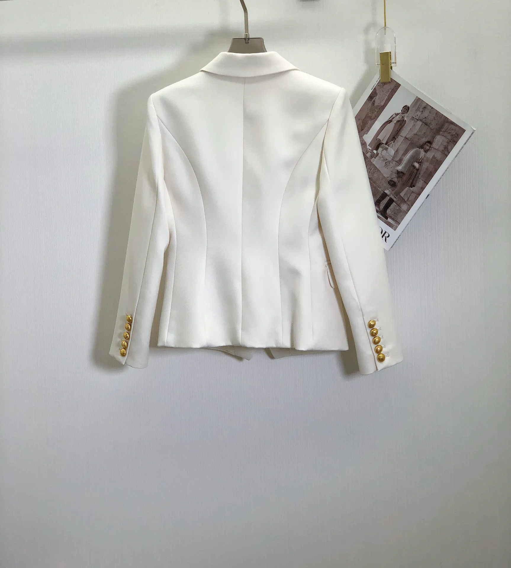 Balmain 白黒新作ゴールドバックルジャケットSML - 画像 (8)