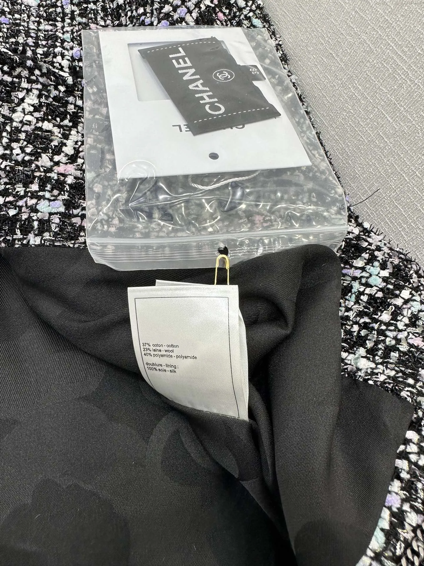 CHANEL新作黒ツイードジャケットSML - 画像 (10)