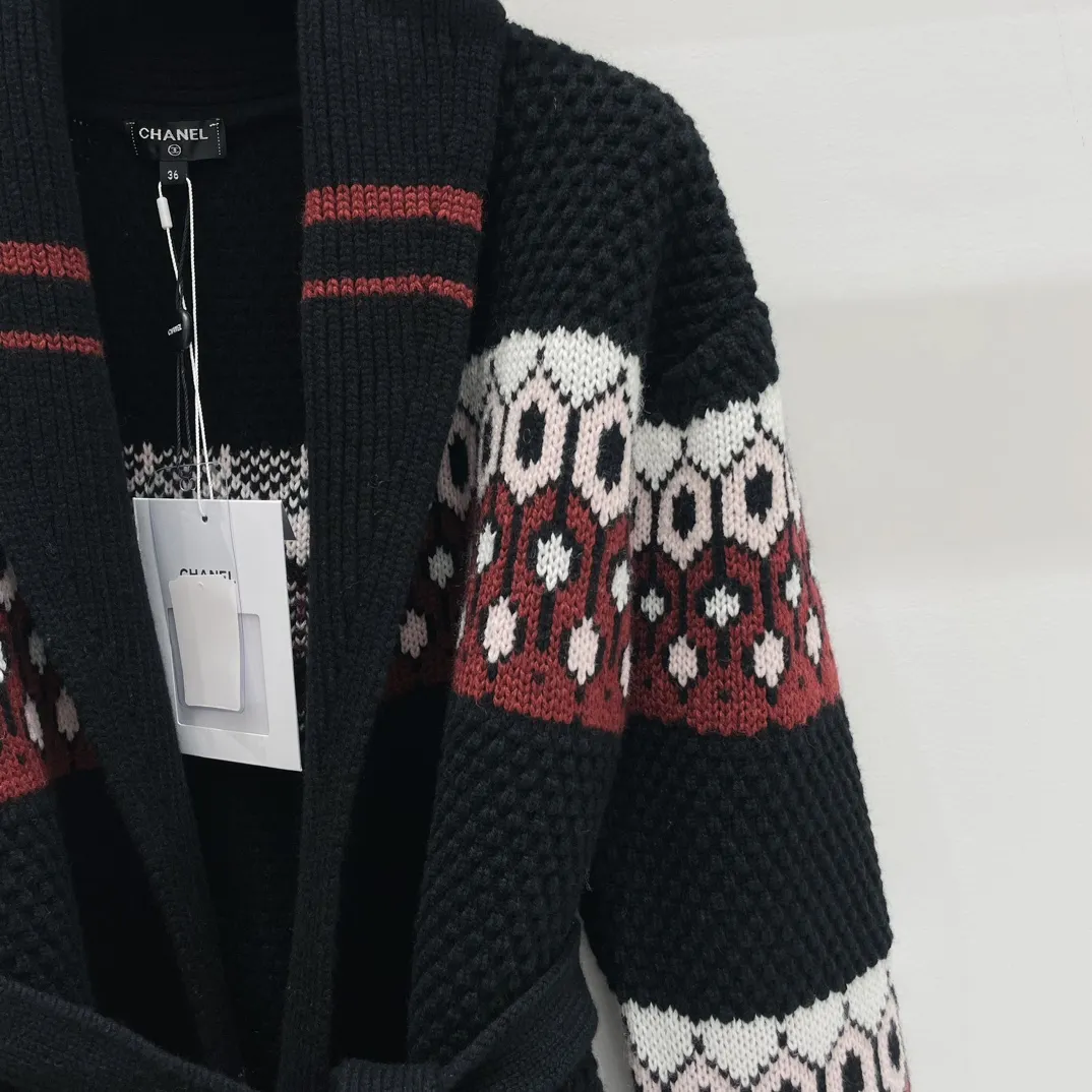 シャネル黒ウールコート新作ウエスト付き - 画像 (8)