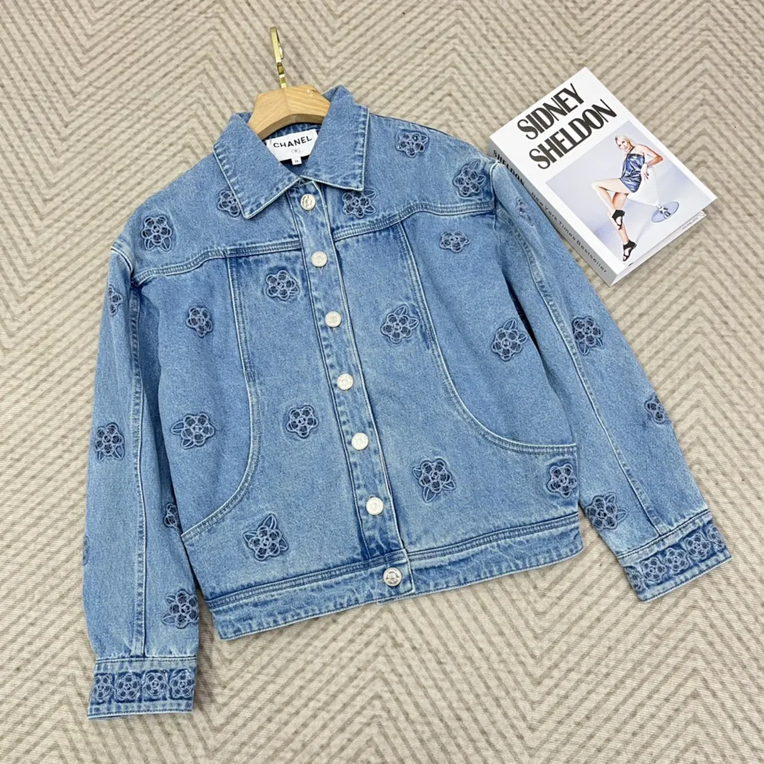 CHANEL 2024新作黒デニムジャケット - 画像 (3)