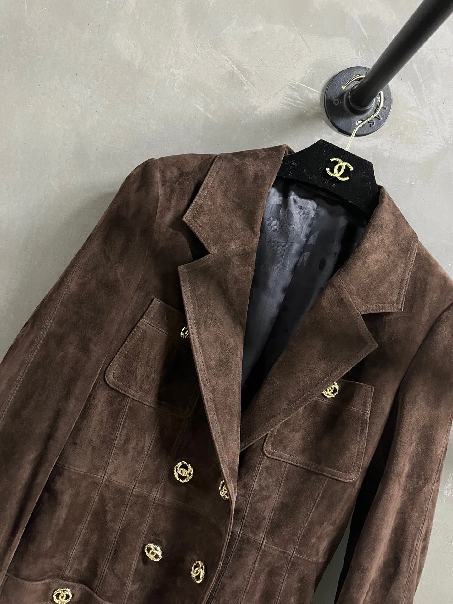 Chanel新作黒レザージャケット中くらいの長さ - 画像 (6)