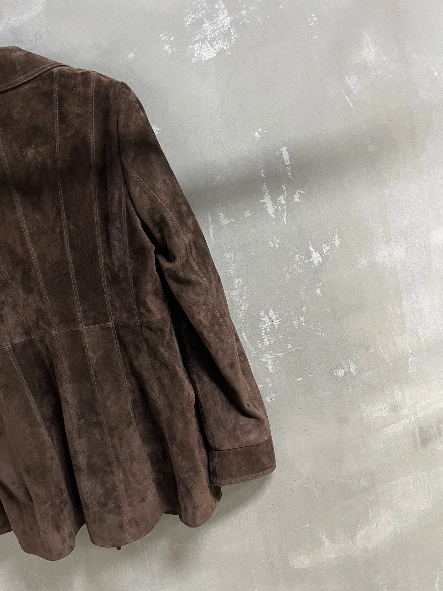 Chanel新作黒レザージャケット中くらいの長さ - 画像 (9)