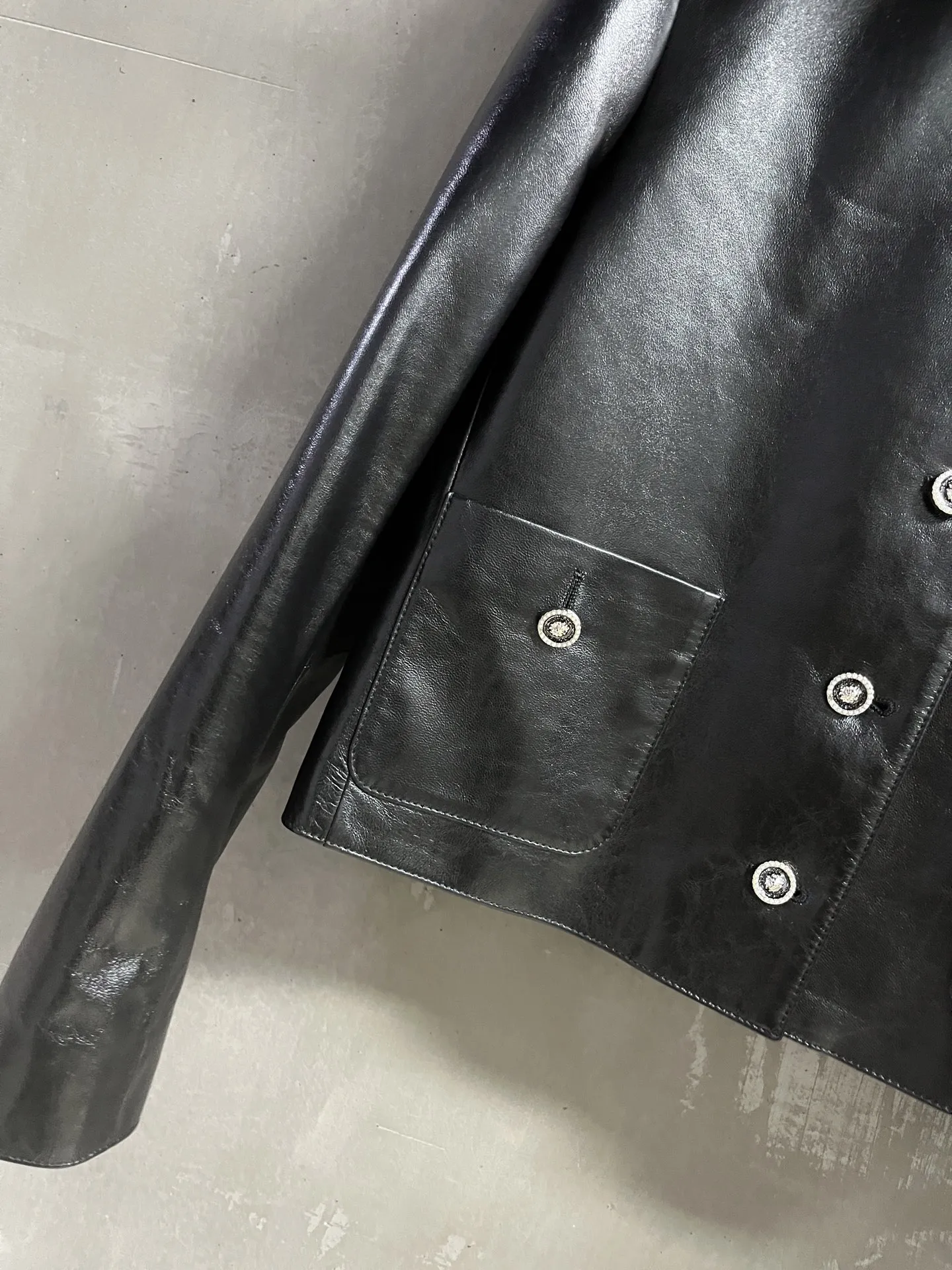 Chanel新作黒レザージャケット - 画像 (3)