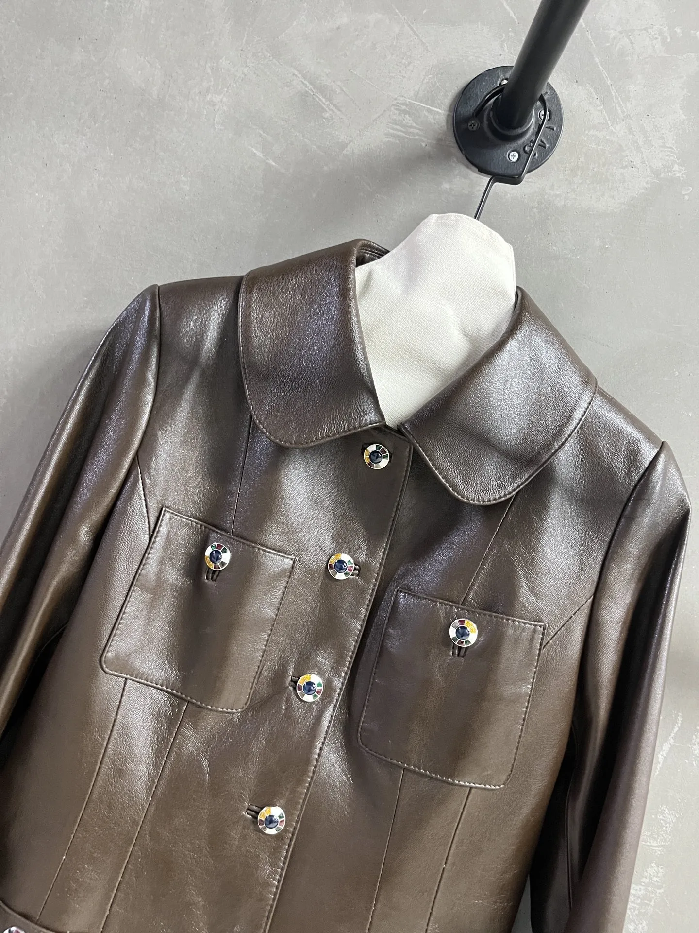 Chanel新作黒レザージャケットフード付き - 画像 (5)