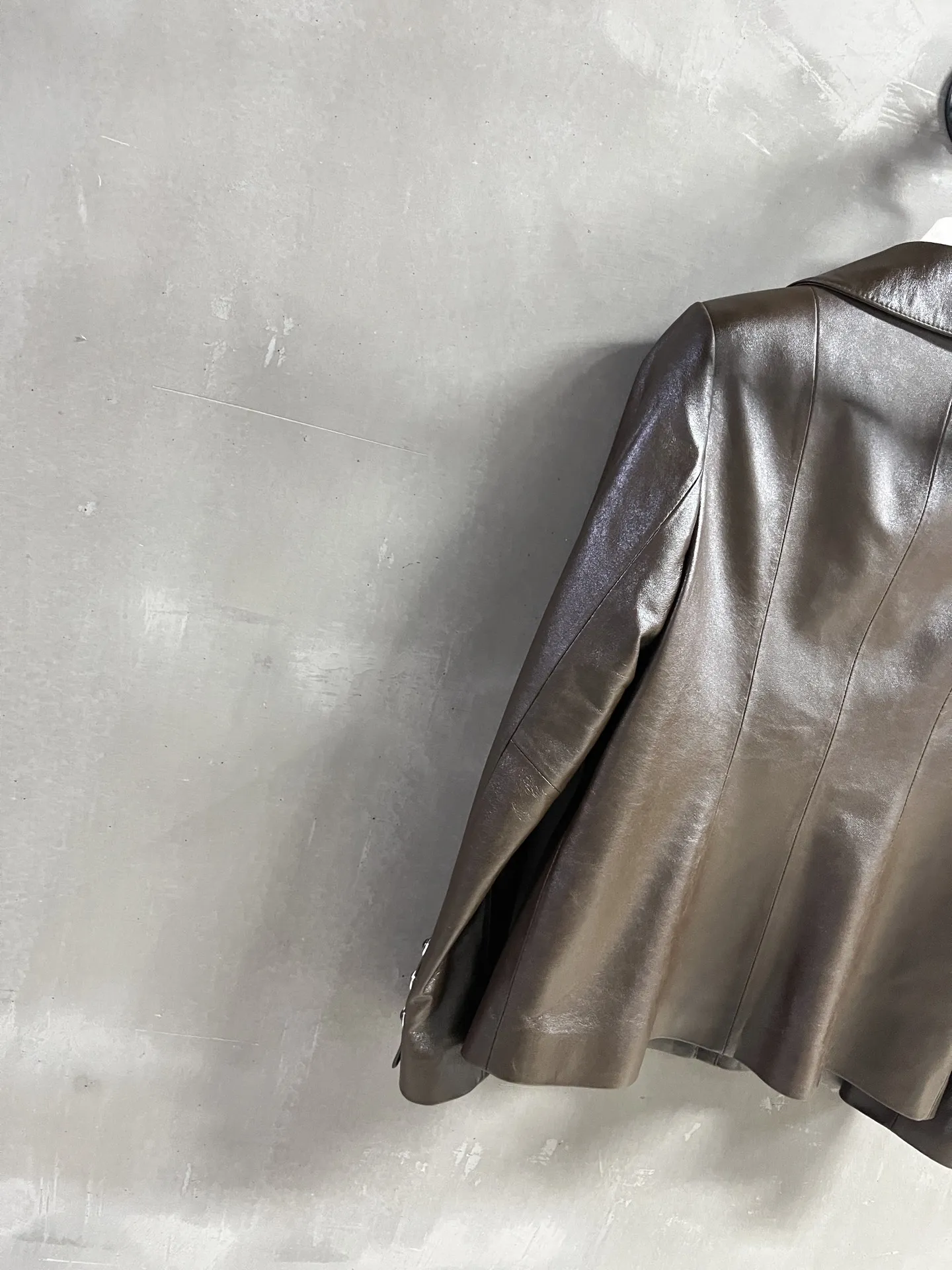 Chanel新作黒レザージャケットフード付き - 画像 (9)