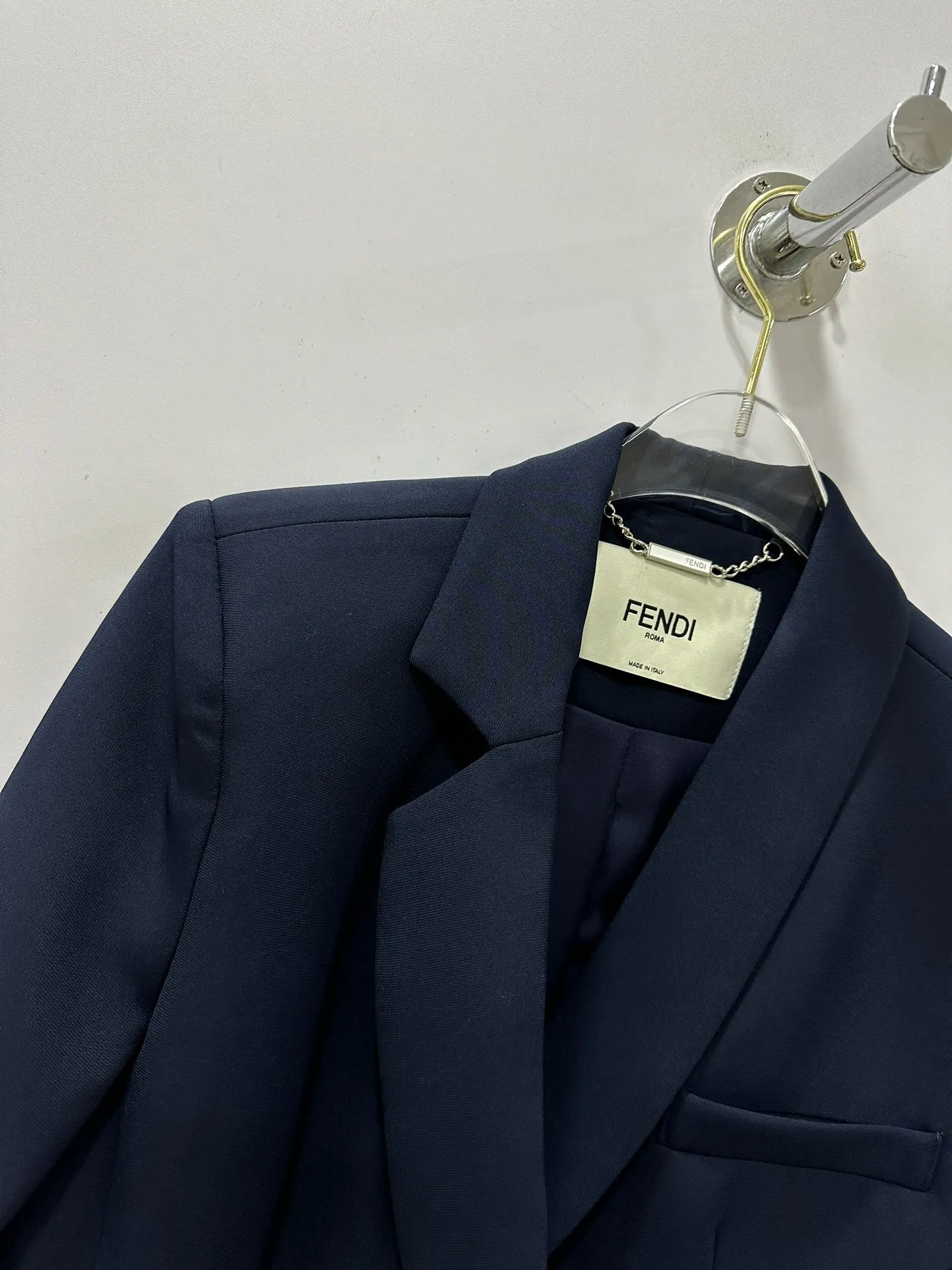 フェンディ新作黒スーツジャケットSMLサイズ - 画像 (8)