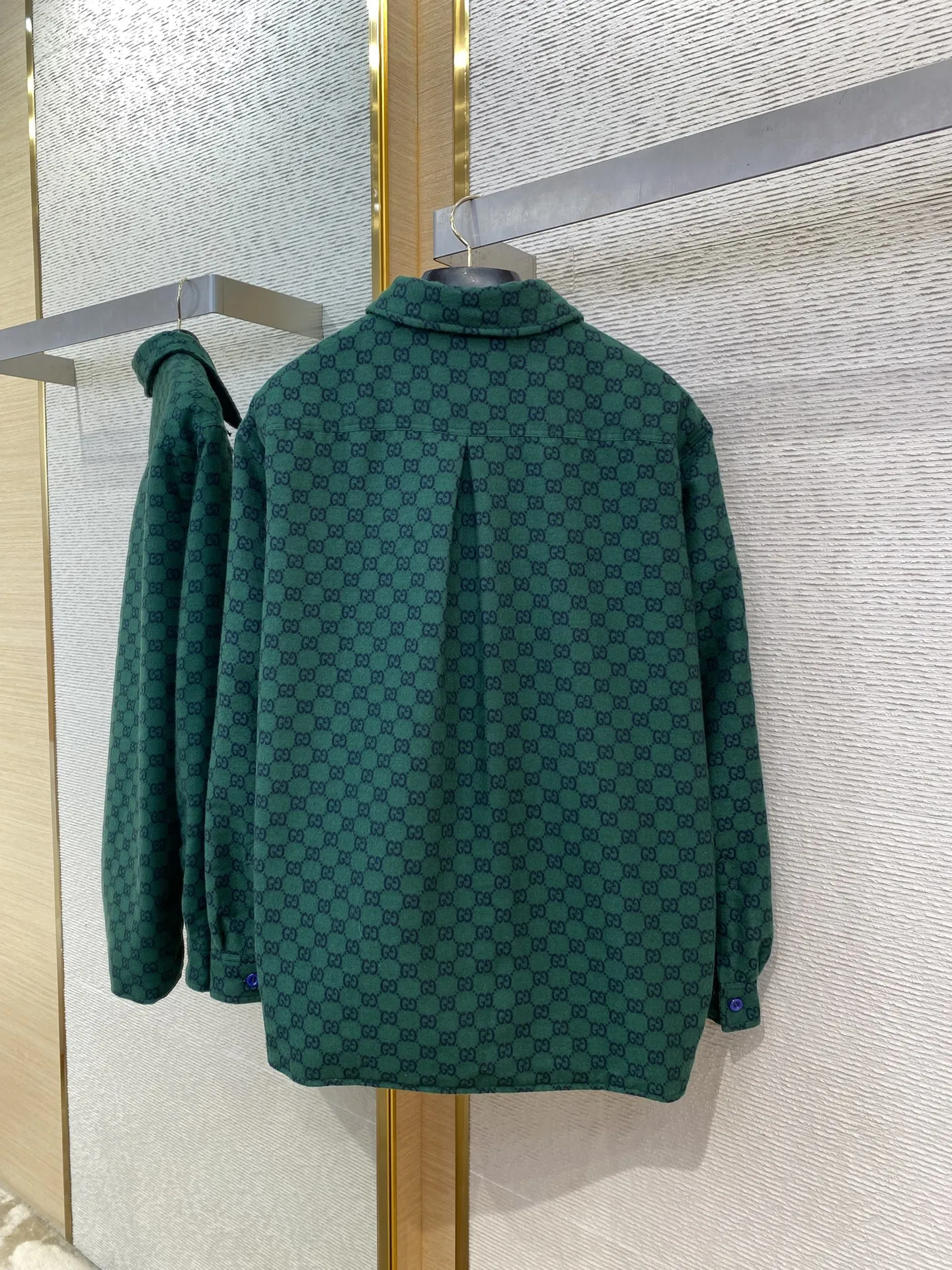 GUCCI新作黒チェック柄ジャケット - 画像 (9)