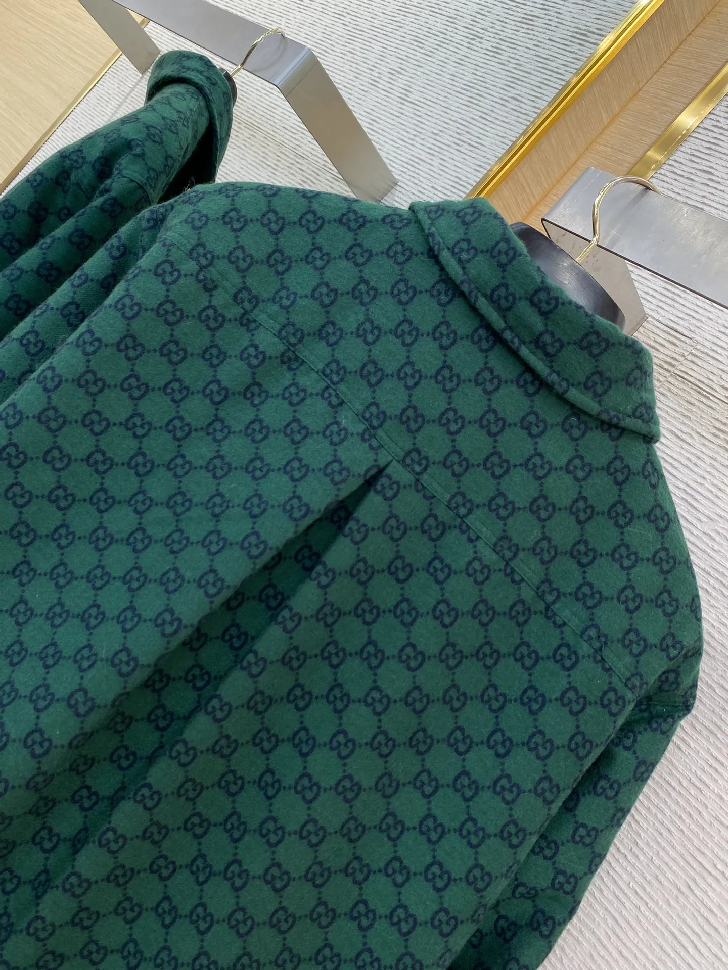 GUCCI新作黒チェック柄ジャケット - 画像 (10)