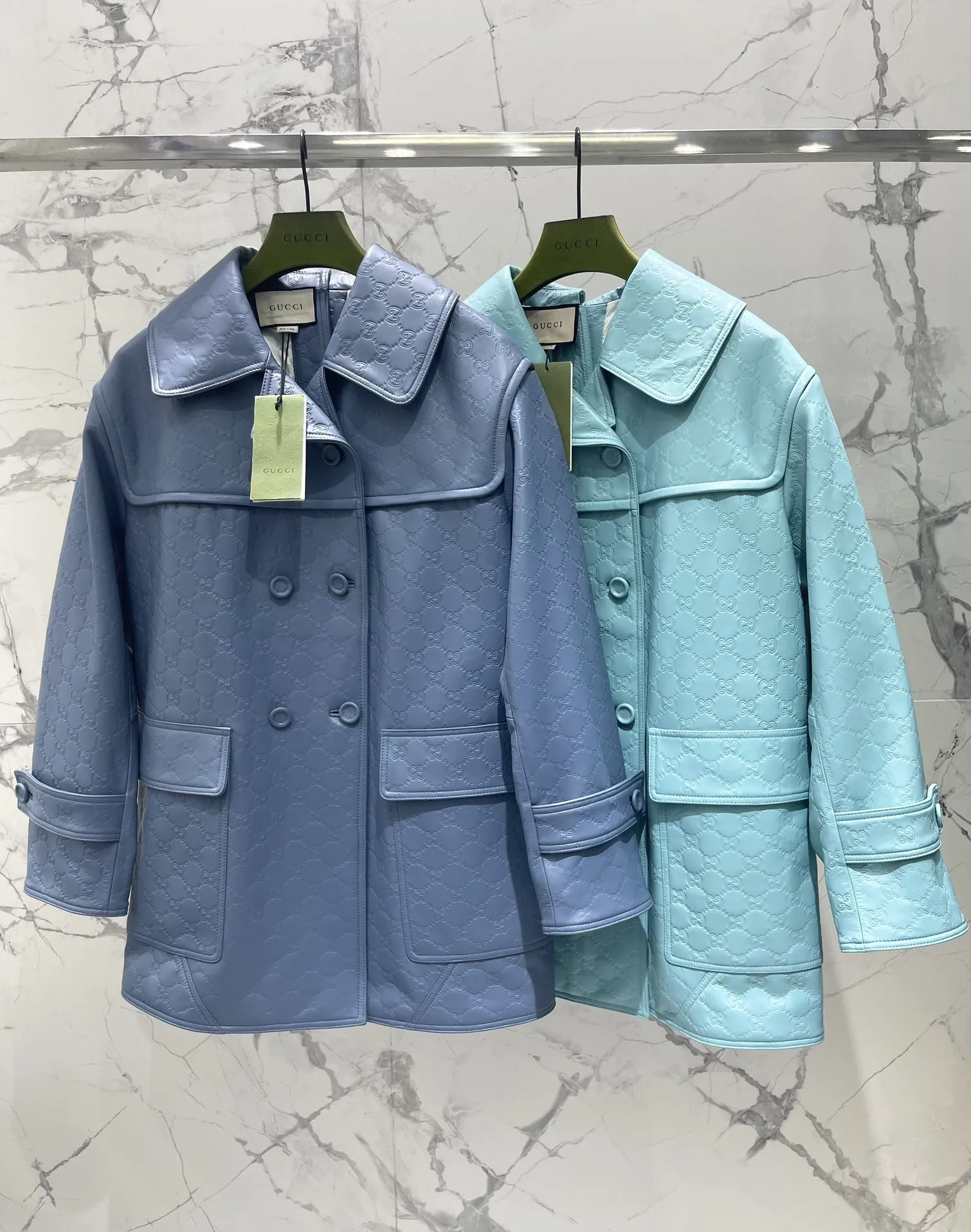 GUCCI グッチ ライトブルー 両面コート - 画像 (3)