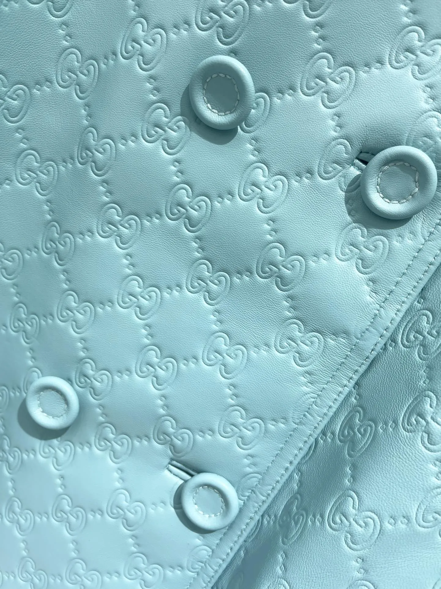 GUCCI グッチ ライトブルー 両面コート - 画像 (6)