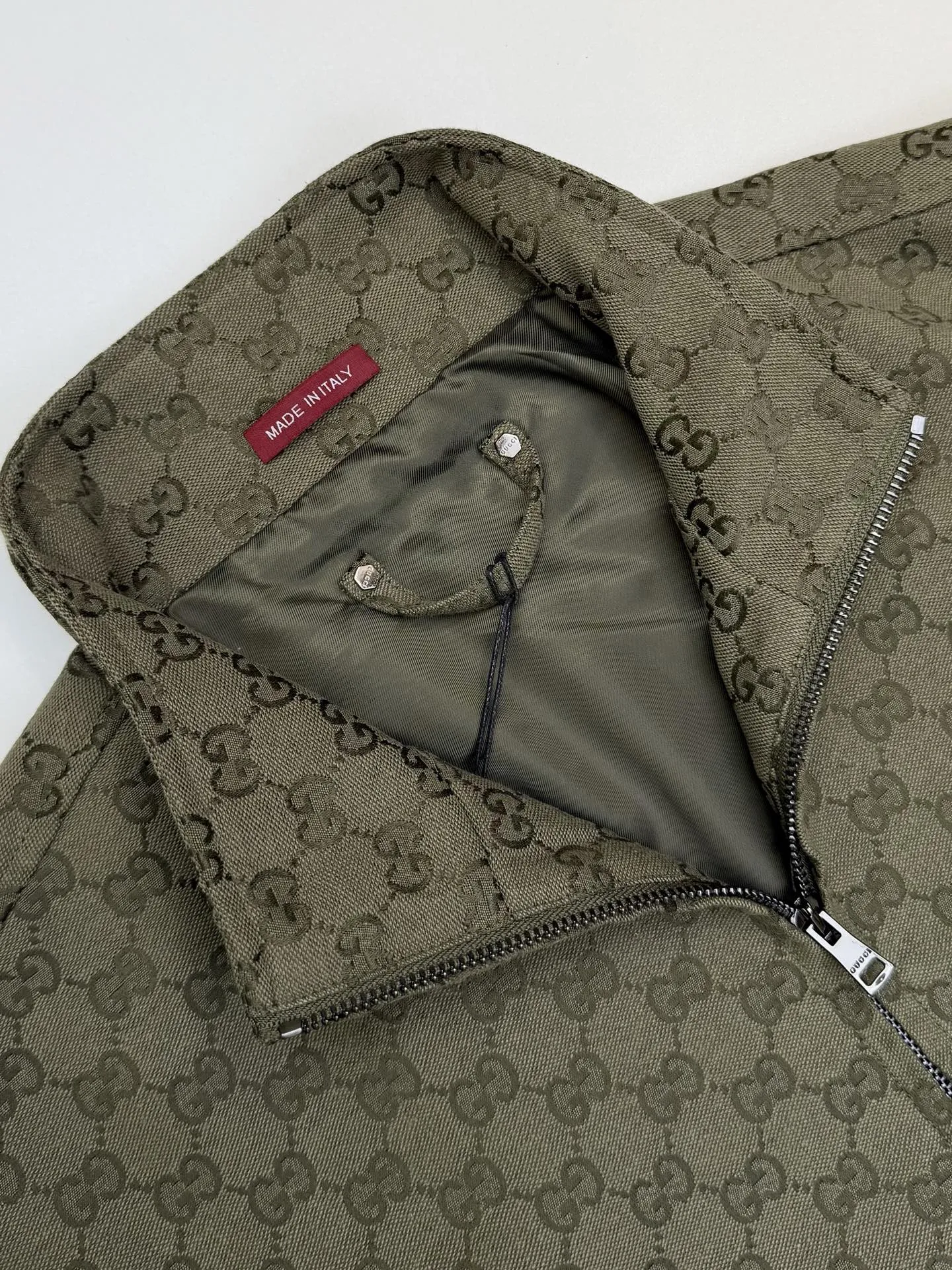 グッチ新作黒ジャカード長袖コート - 画像 (6)