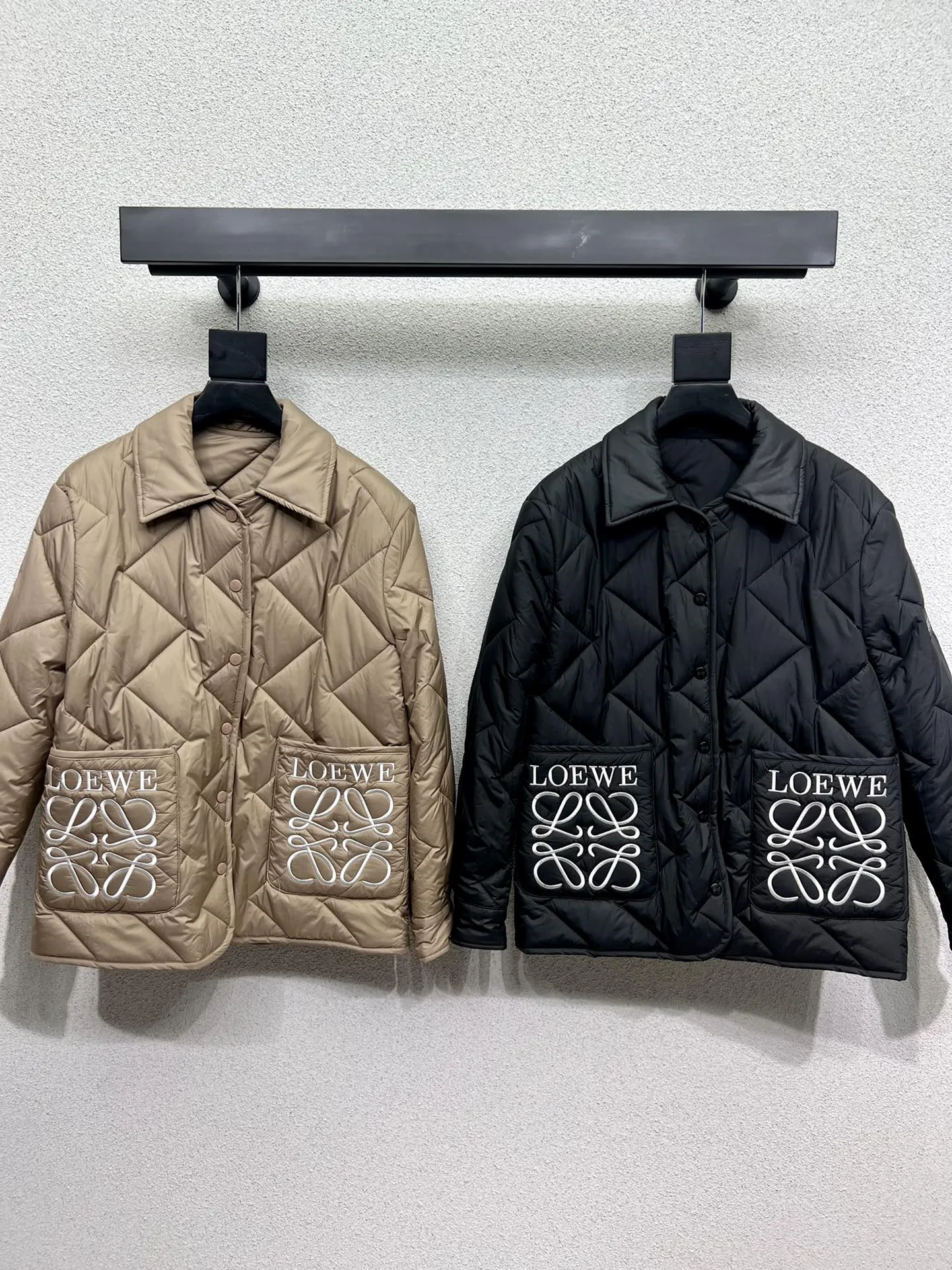 LOEWE新作黒両面コートSMLサイズ