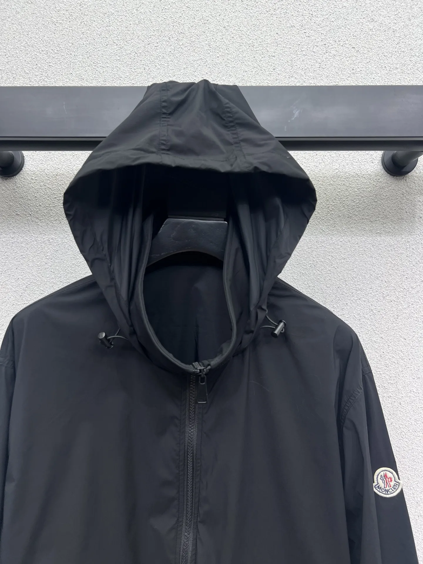 Moncler新作黒フード付きコートSMLXL - 画像 (8)