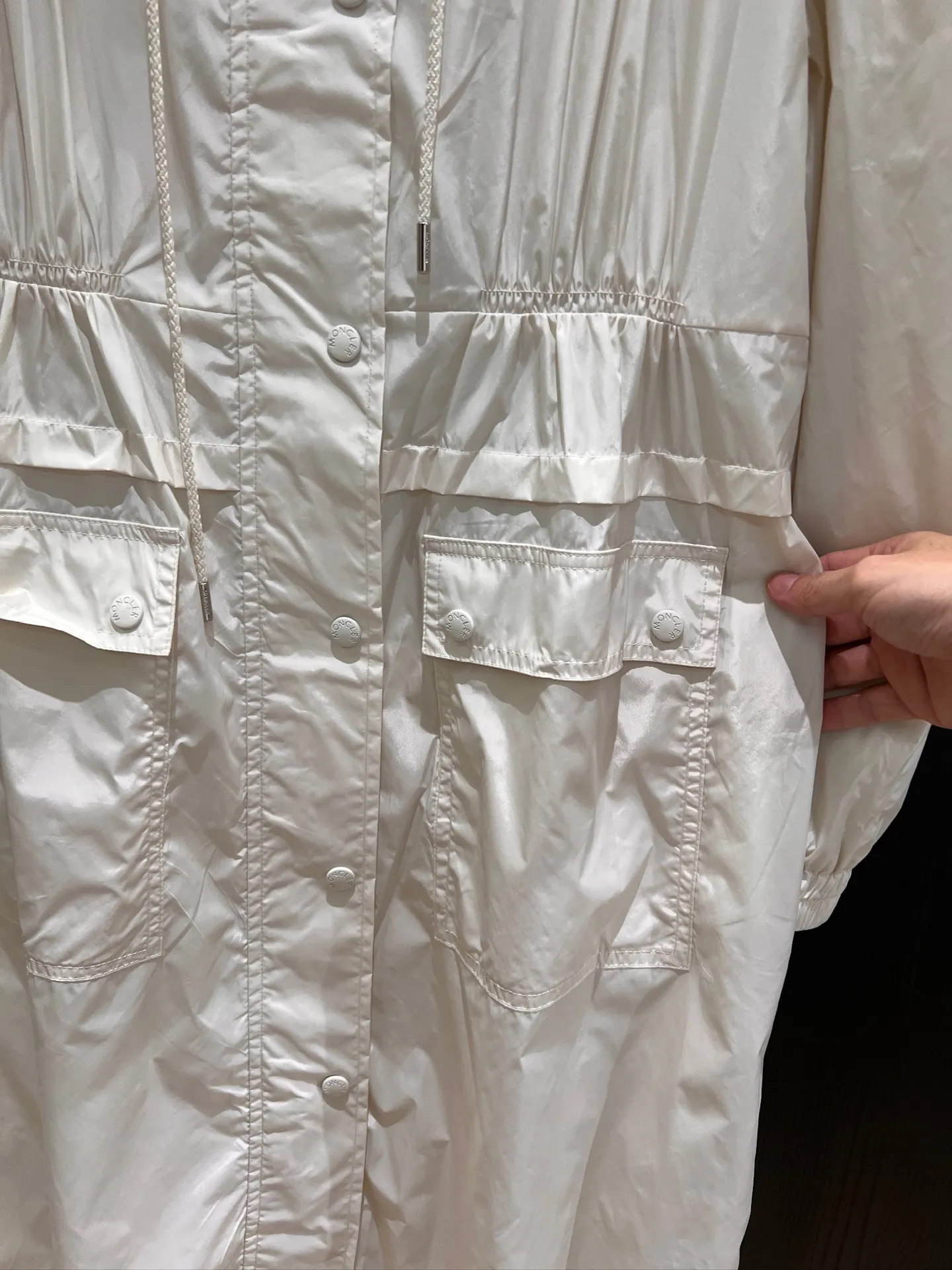 AlexanderMcQueen 黒フード付き新作コート - 画像 (5)