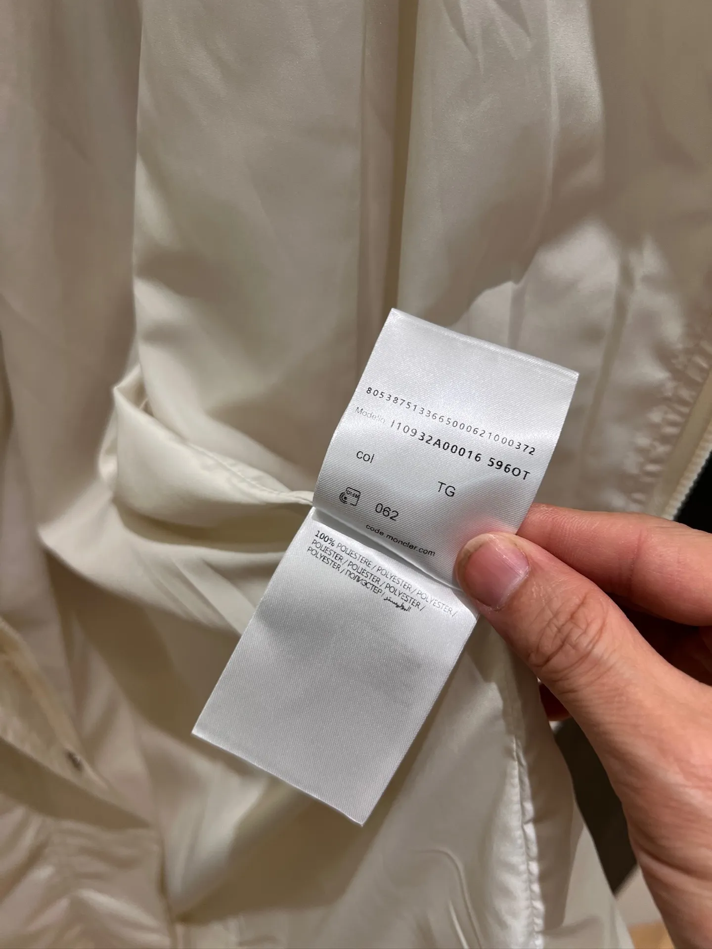 AlexanderMcQueen 黒フード付き新作コート - 画像 (8)