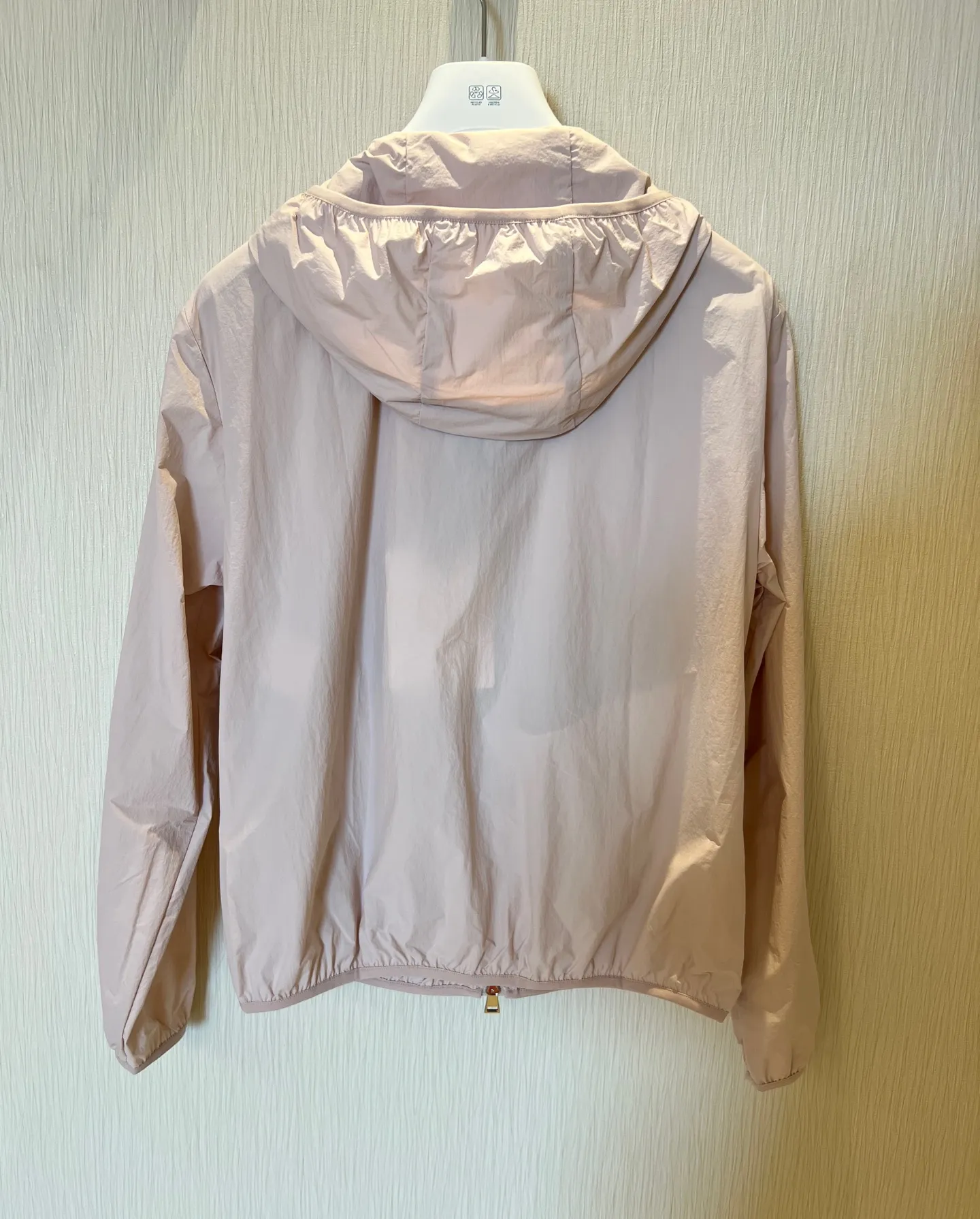 Moncler新作黒フード付きコート - 画像 (7)