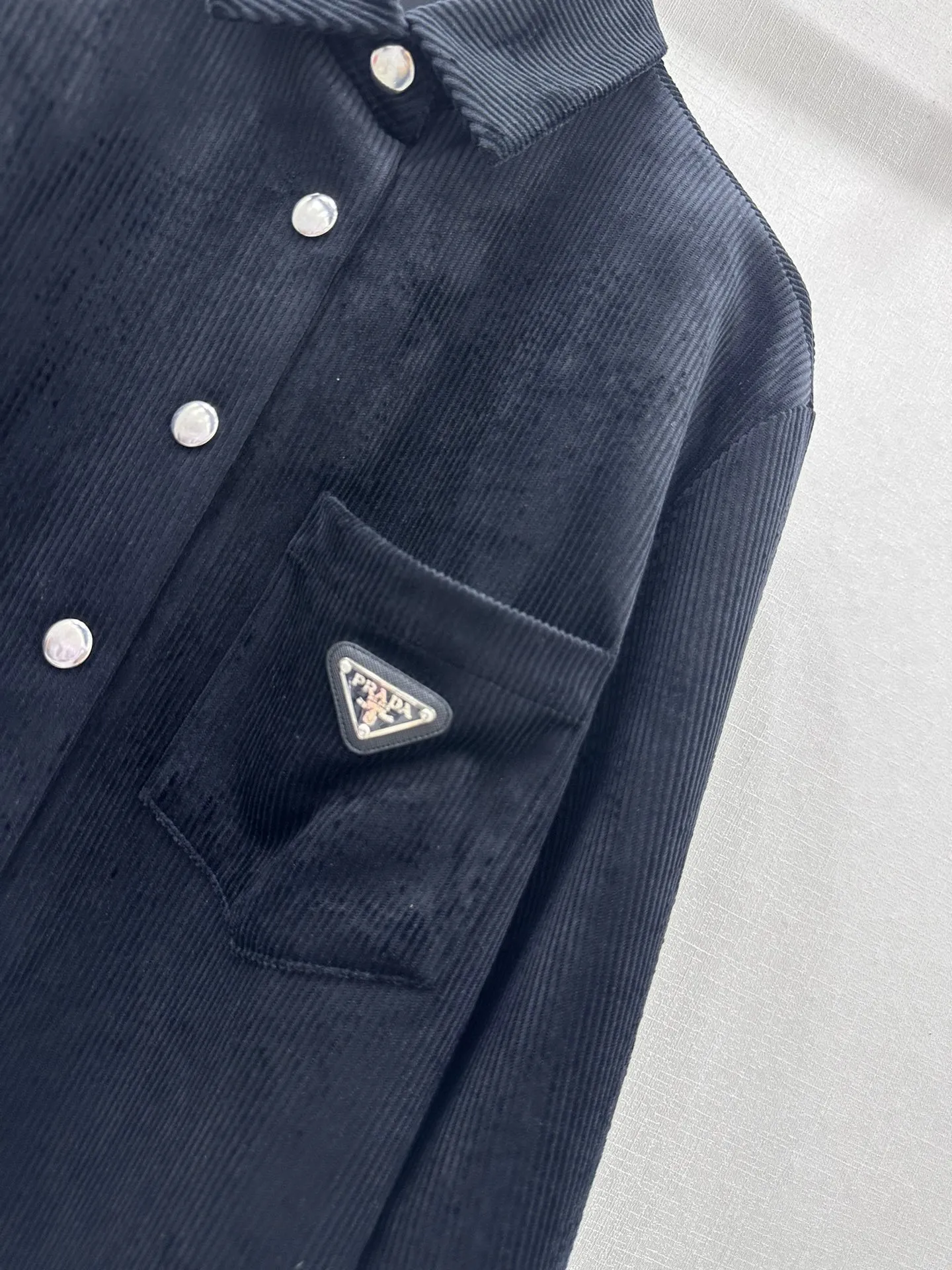 プラダ黒コーデュロイレジャーシャツコート - 画像 (7)