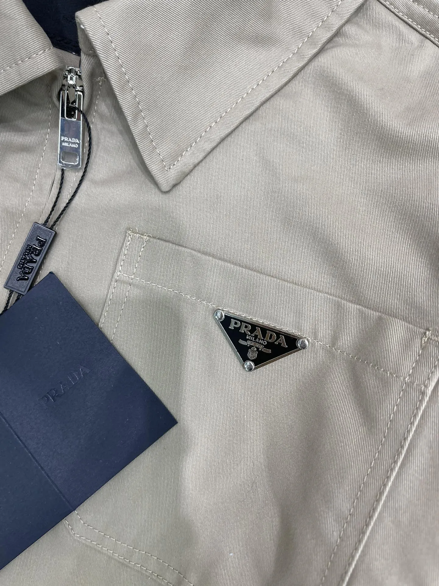 PRADA新作黒ウエストジャケット - 画像 (4)