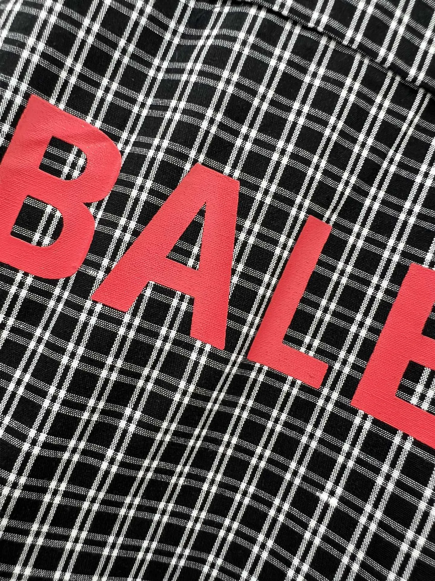 Balenciaga新作チェック柄長袖シャツ黒白 - 画像 (10)