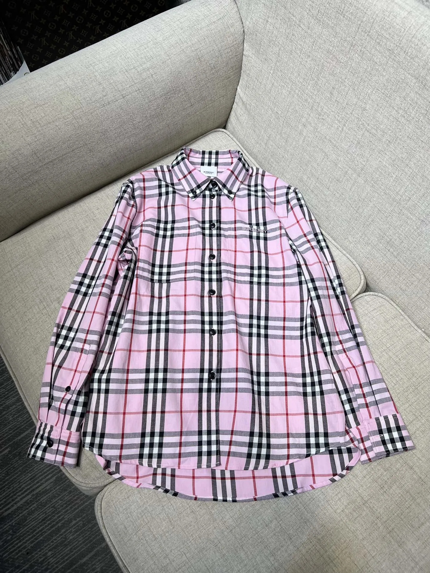 バーバリーブルーレーベル青チェック柄シャツ新作