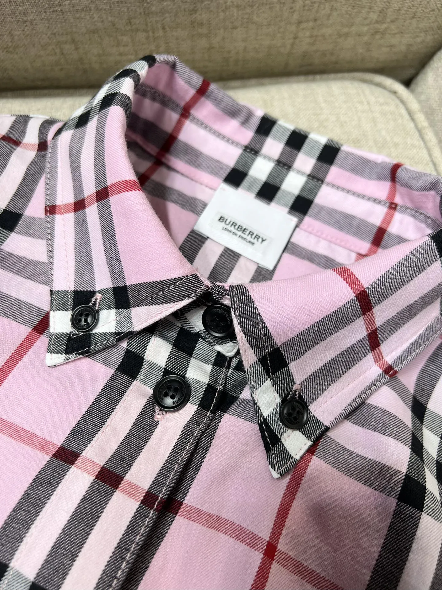 バーバリーブルーレーベル青チェック柄シャツ新作 - 画像 (4)