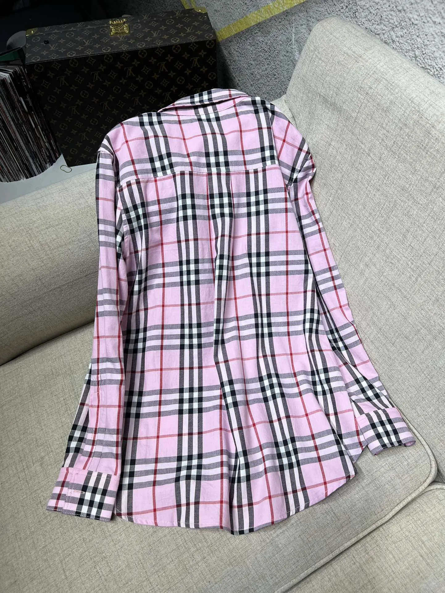 バーバリーブルーレーベル青チェック柄シャツ新作 - 画像 (6)