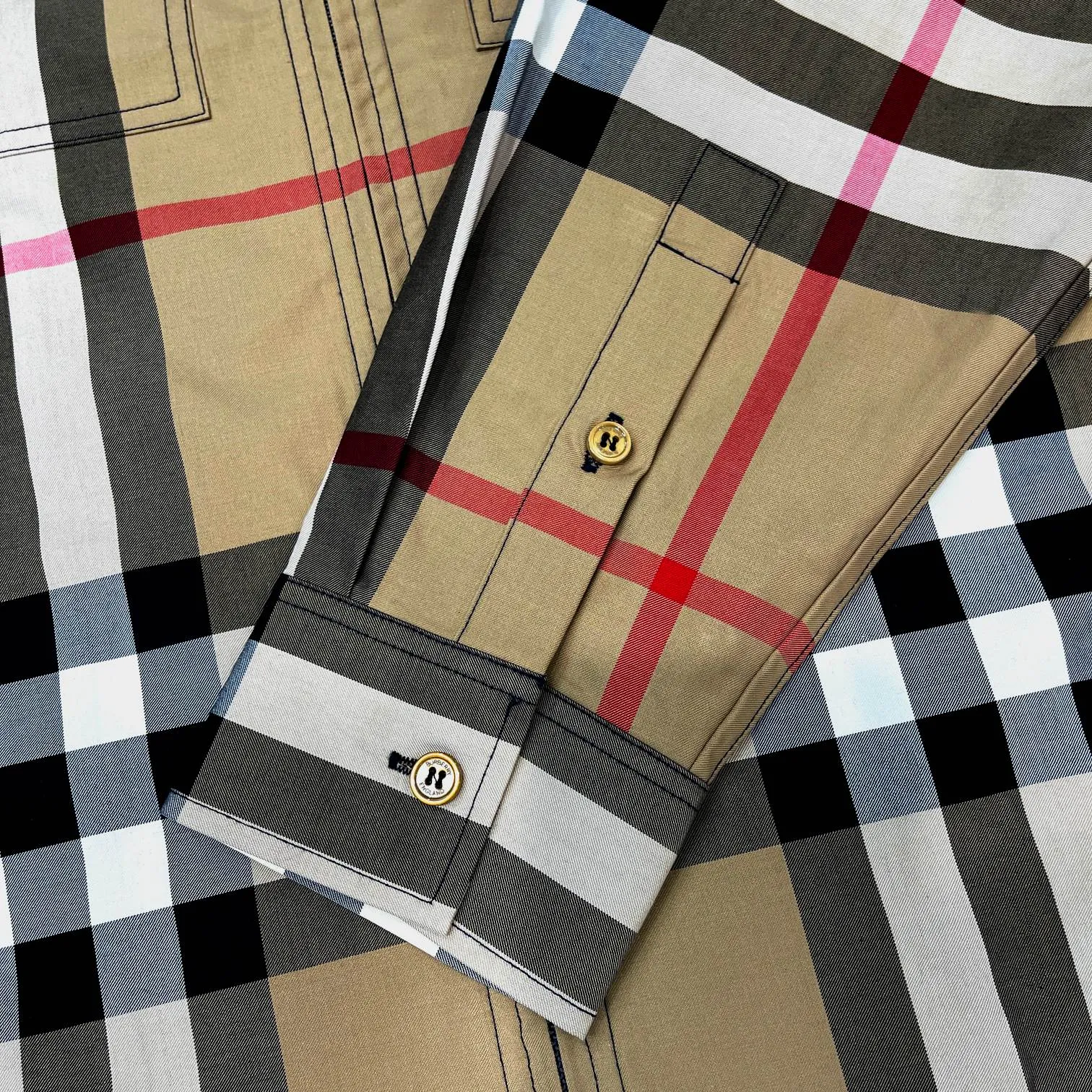 Burberryバーバリー カーキ色 チェック柄シャツコート - 画像 (10)