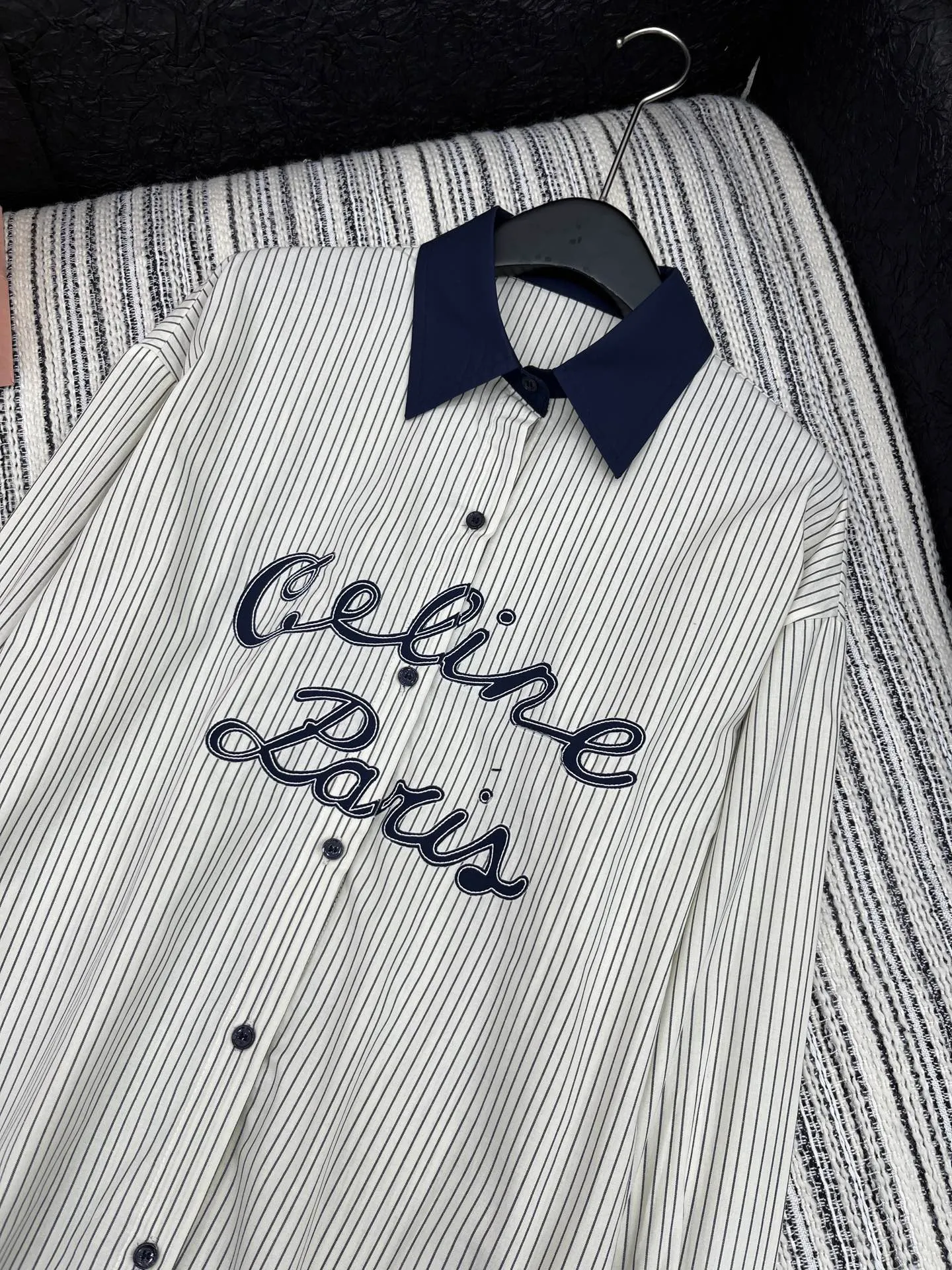 セリーヌパリ青ストライプシャツ新作 - 画像 (3)