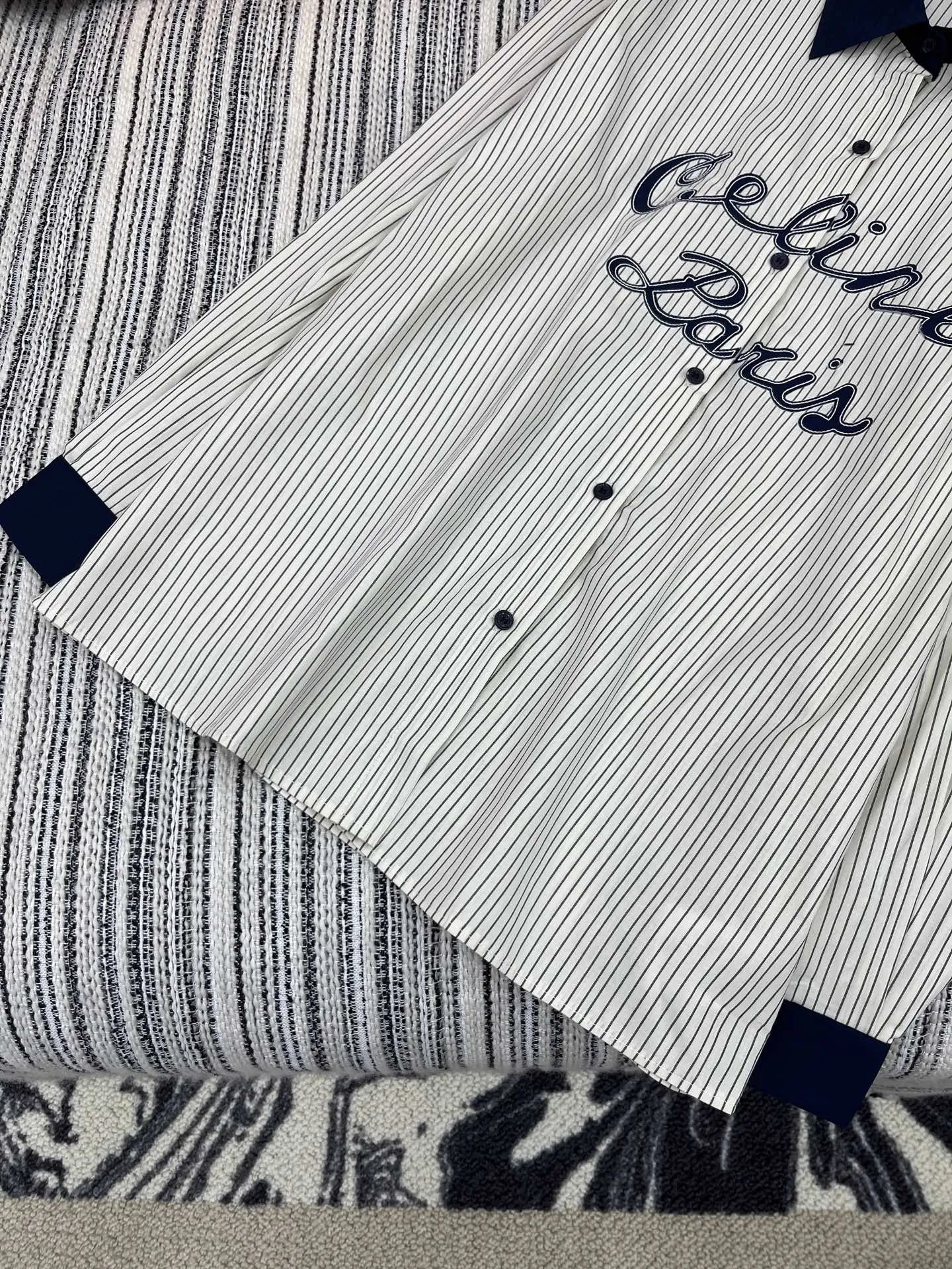 セリーヌパリ青ストライプシャツ新作 - 画像 (5)