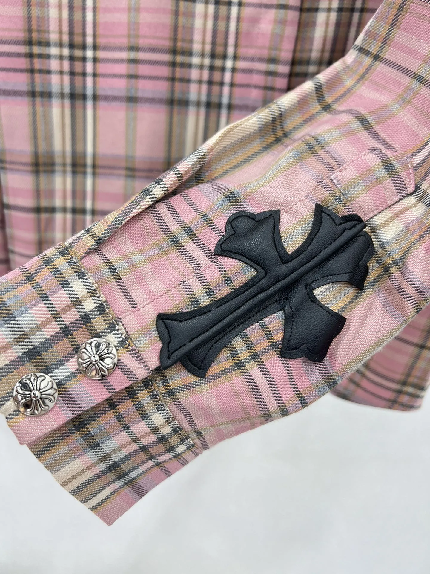 chrome hearts新作ピンクチェック柄シャツ - 画像 (8)