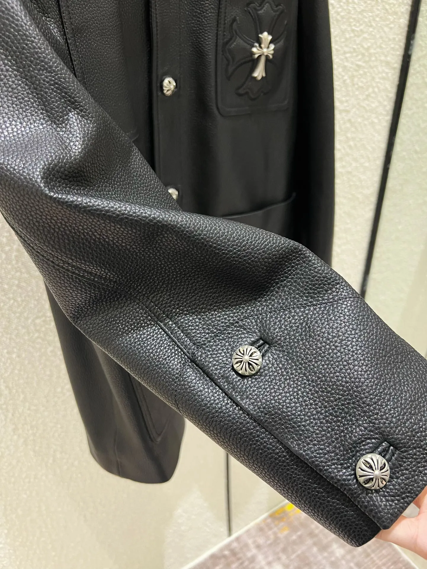 Chrom Hearts 黒カウボーイシャツ新作 - 画像 (6)