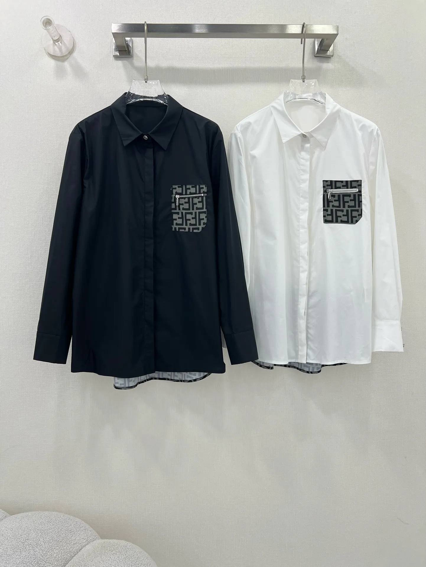 Fendi 24新作青クラシック柄のポケット長袖シャツ - 画像 (10)