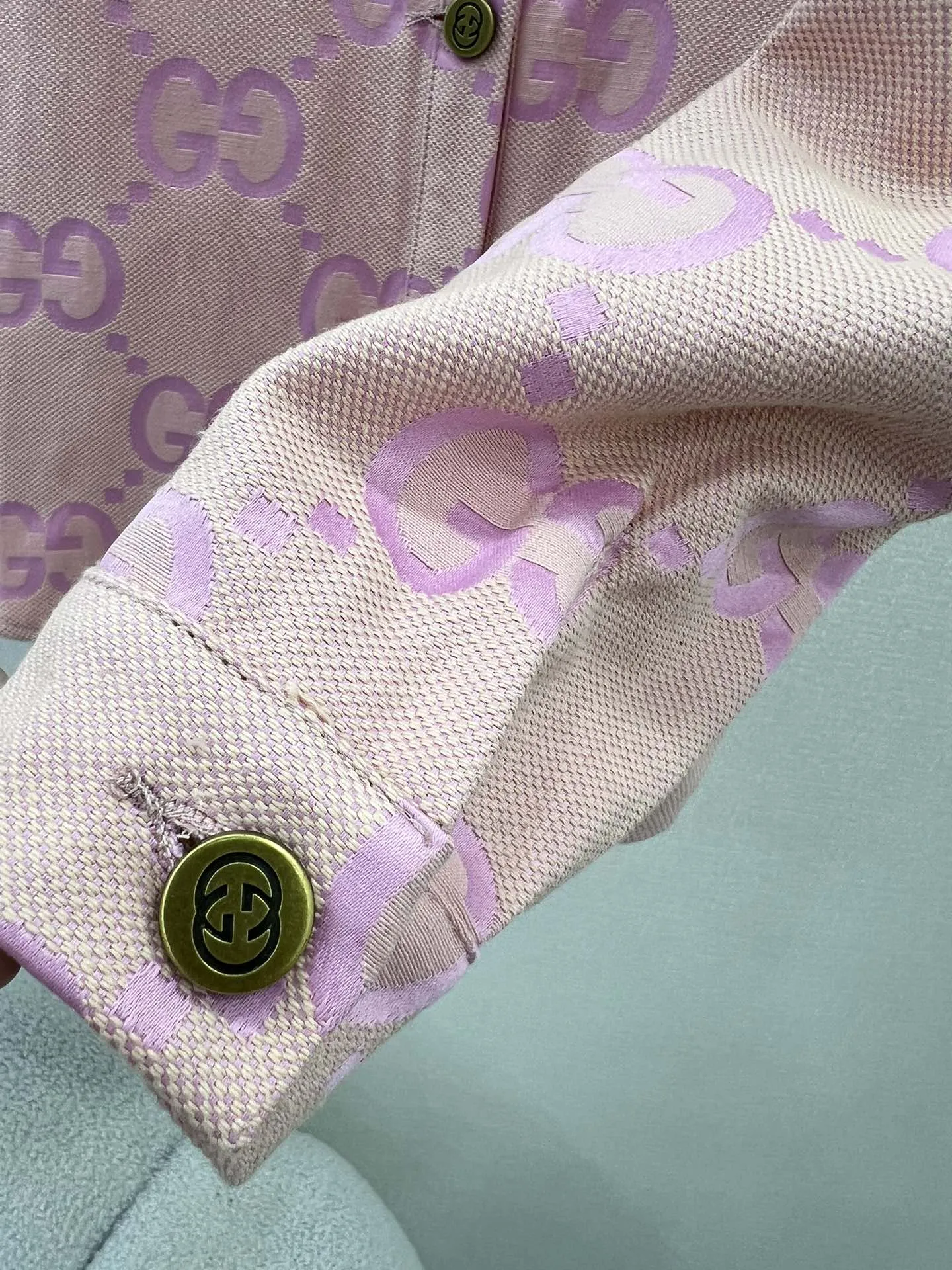 GUCCI新作バービーピンクジャカードシャツ - 画像 (7)