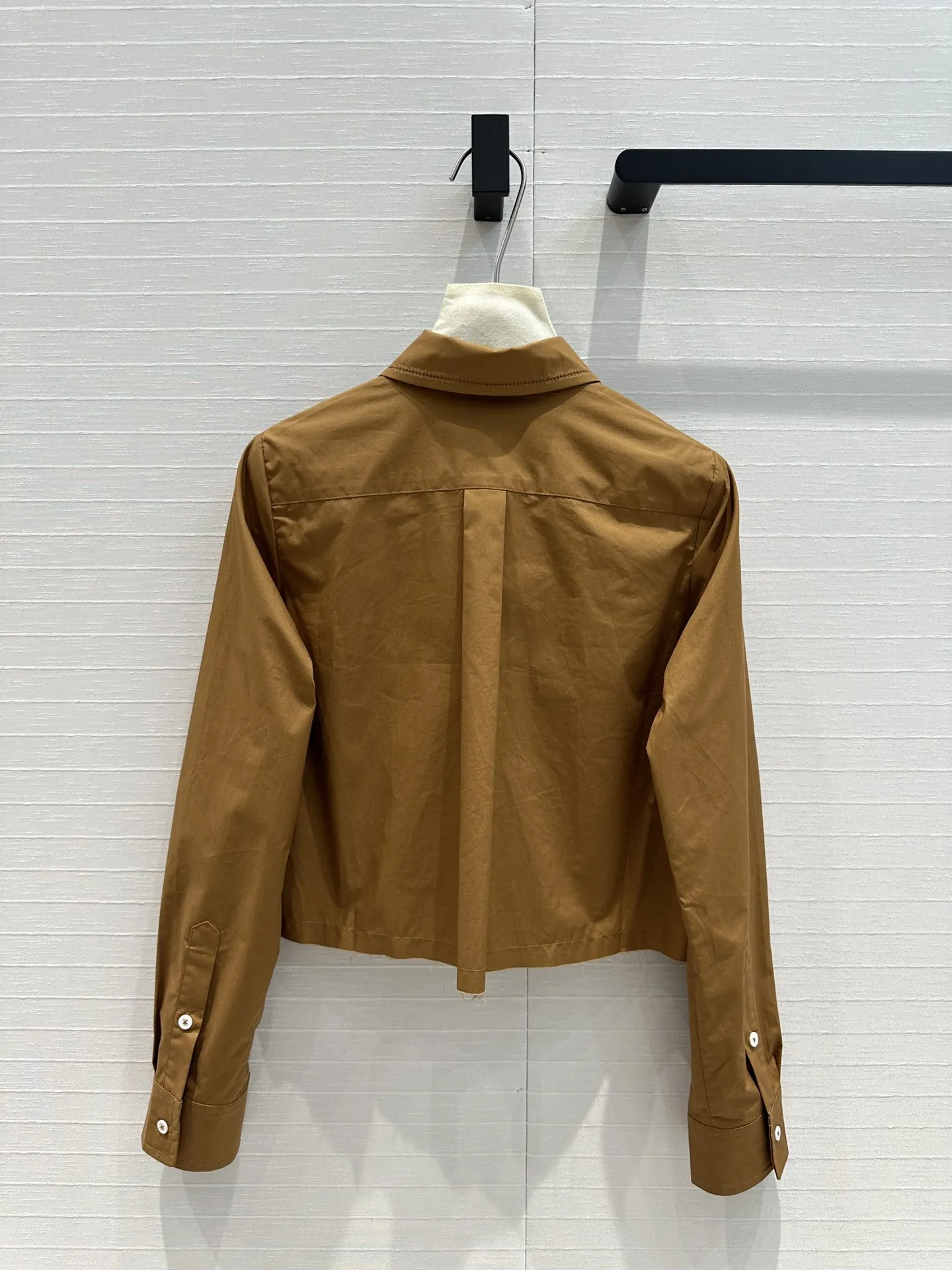 ロエベ新作茶色刺繍短いシャツ - 画像 (10)