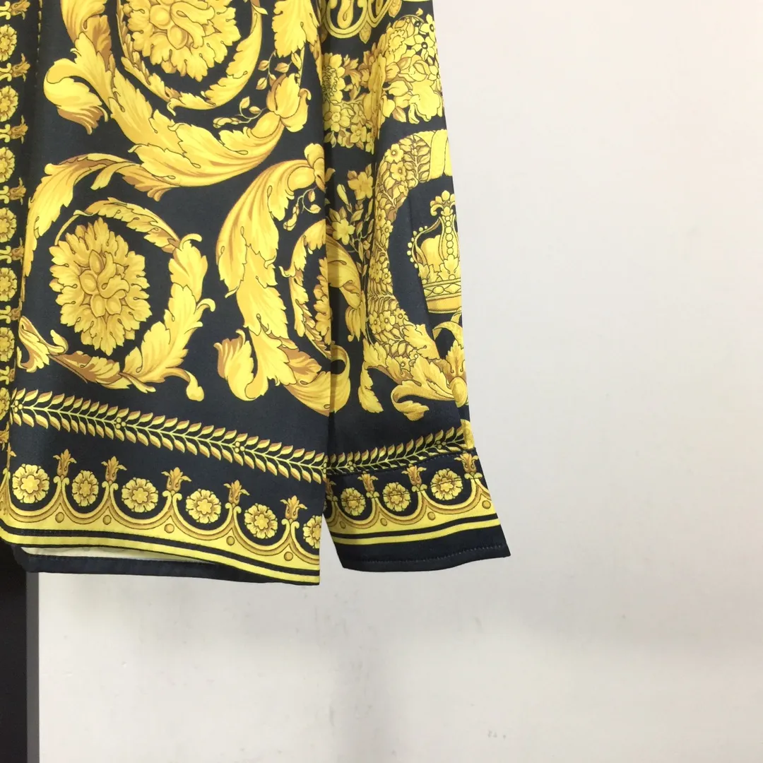 Versace新作黒金シルクシャツユニセックス - 画像 (6)