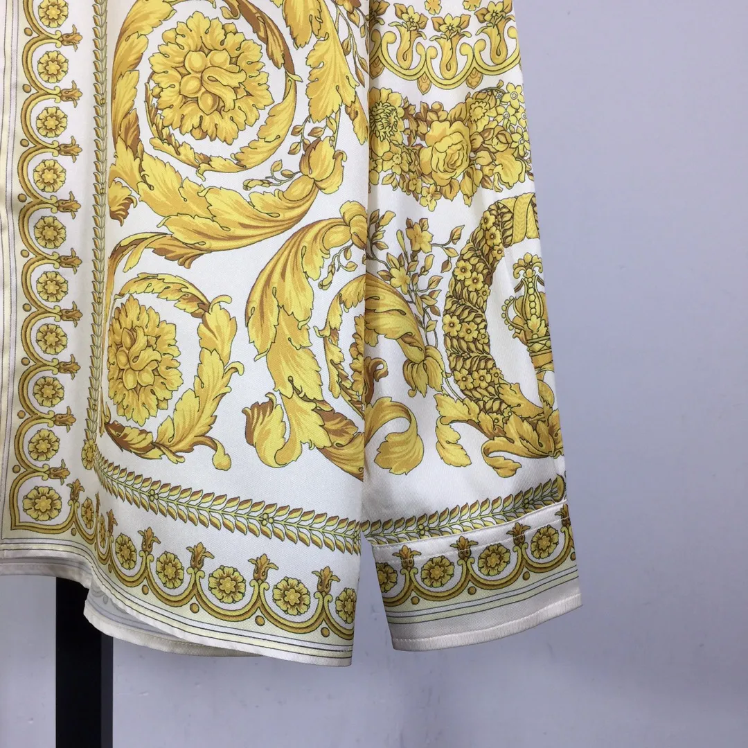 Versace新作レースシルクシャツ青アルファベット - 画像 (6)