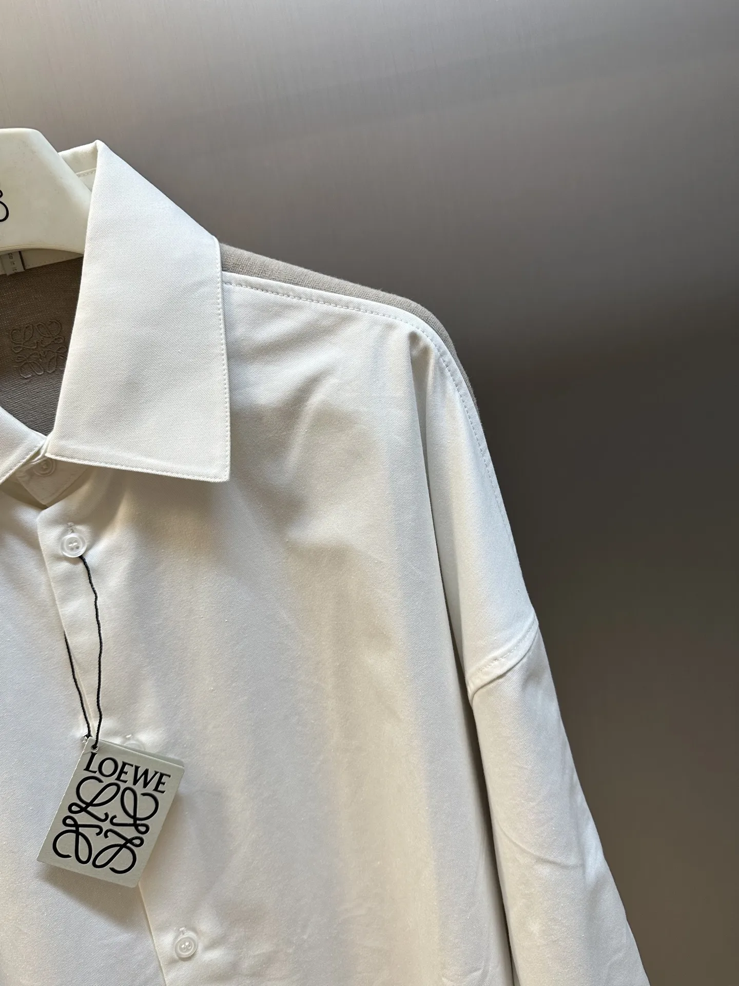 ロエベ スプライシングウールマッシュアップシャツ - 画像 (4)