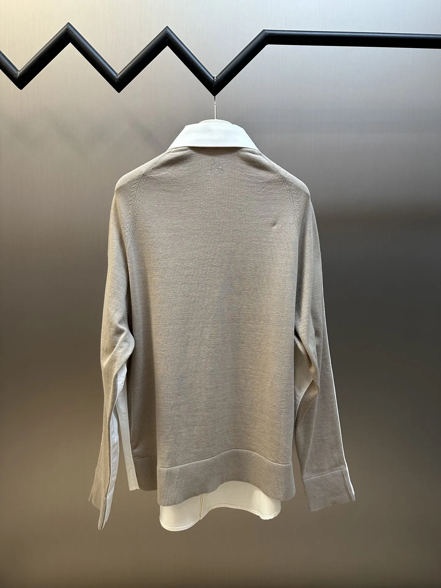 ロエベ スプライシングウールマッシュアップシャツ - 画像 (5)