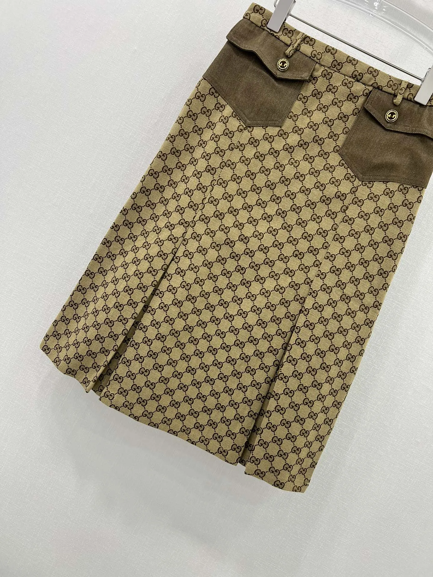 GUCCI 24春夏 ダブルGG柄Aライン半スカート - 画像 (6)