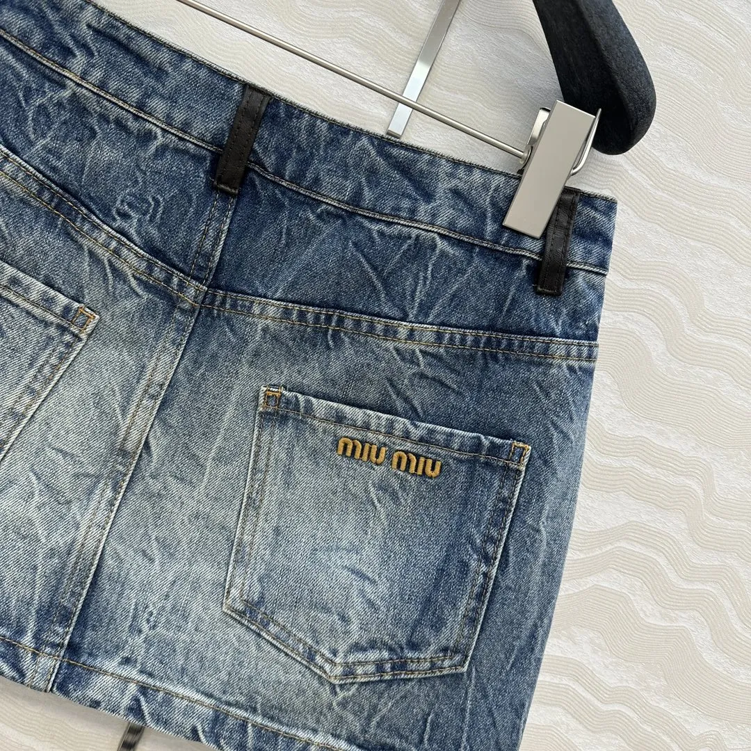 Miu Miu ブルー デニムミニスカート - 画像 (10)
