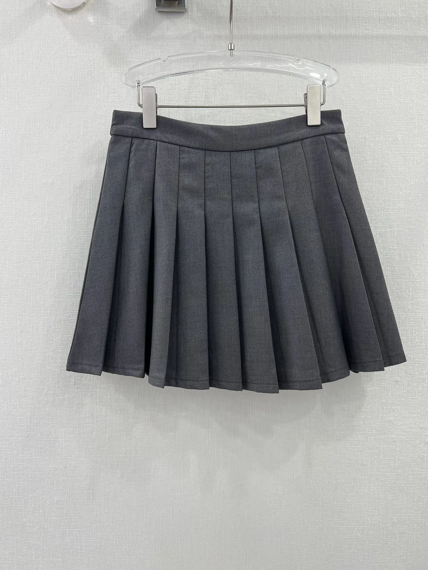 PRADA 23初秋の新作Aラインプリーツスカート - 画像 (10)