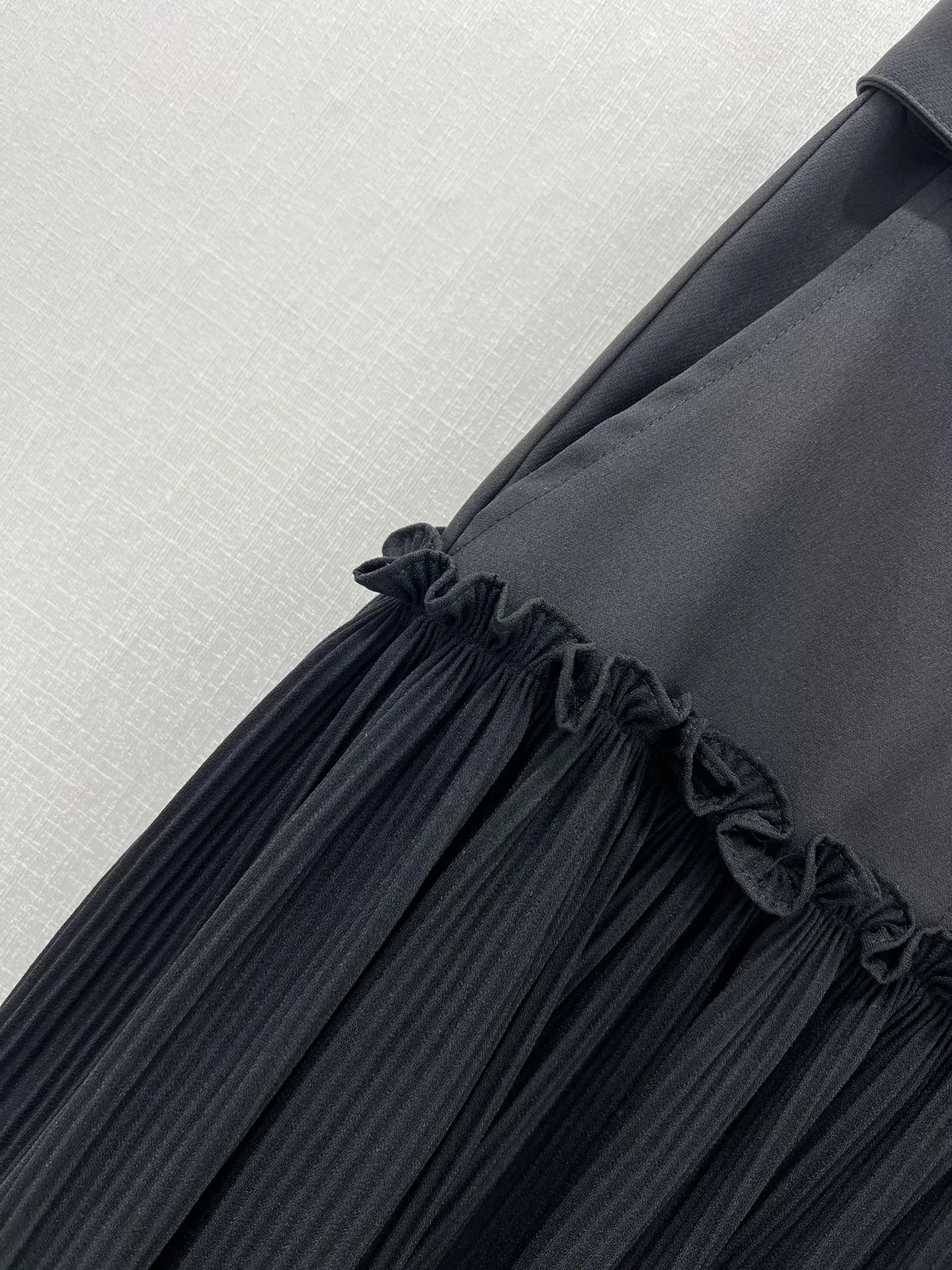 プラダ ブラック 長スカート 2024早春新作 - 画像 (7)