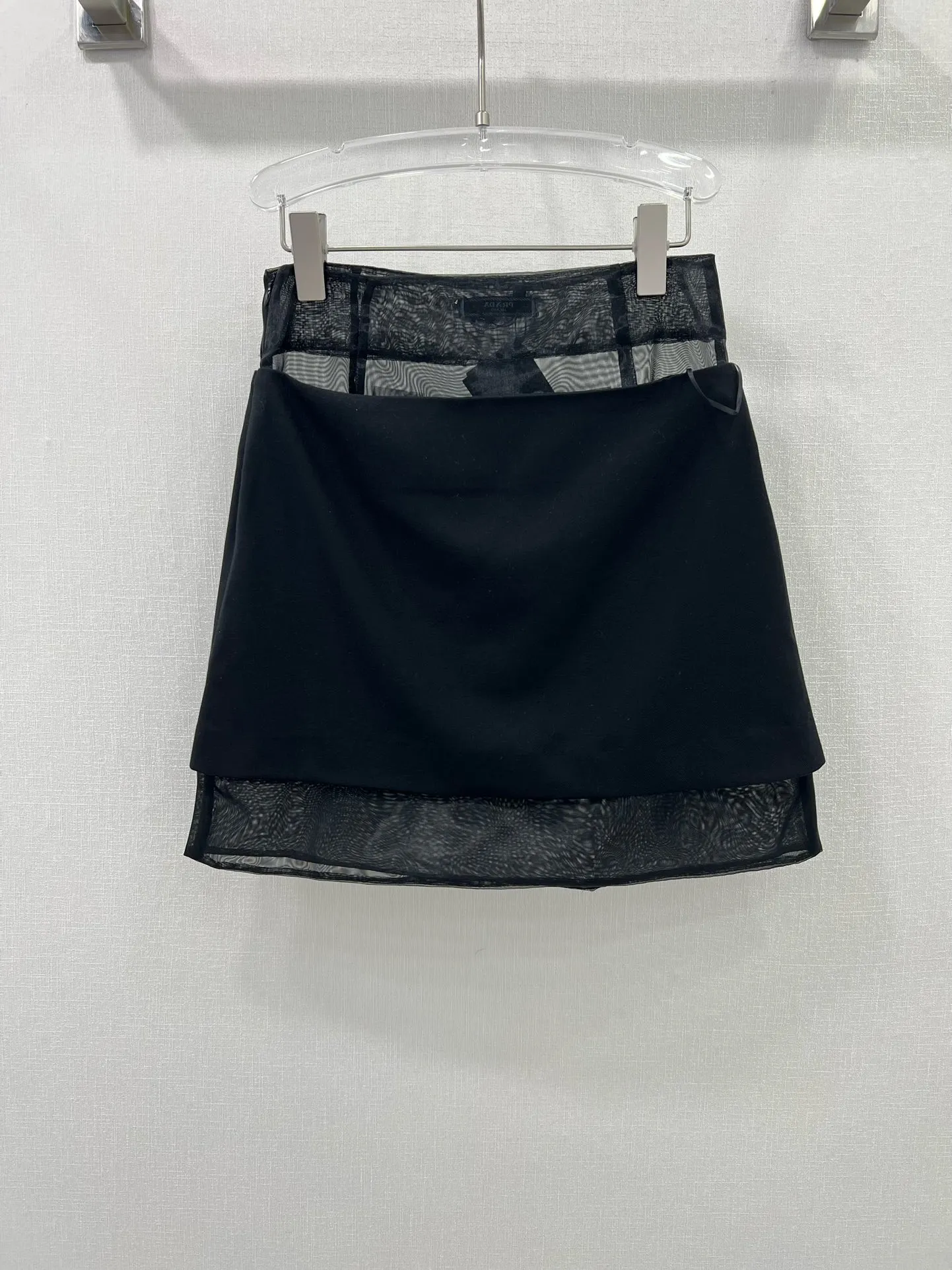 PRADA 2024春限定パーティースカート ブラック - 画像 (9)